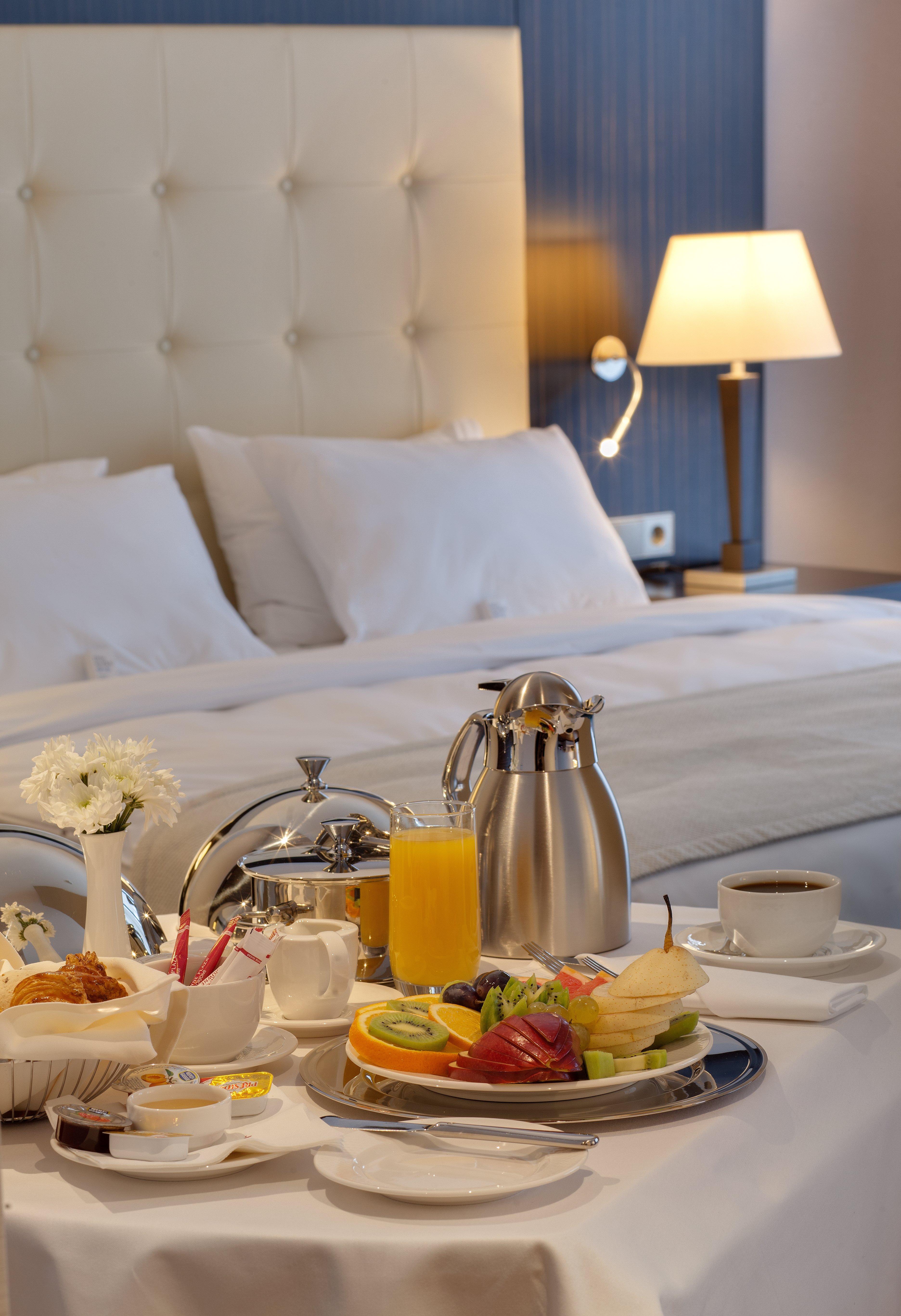 Crowne Plaza - Borjomi By Ihg Exterior foto Room service