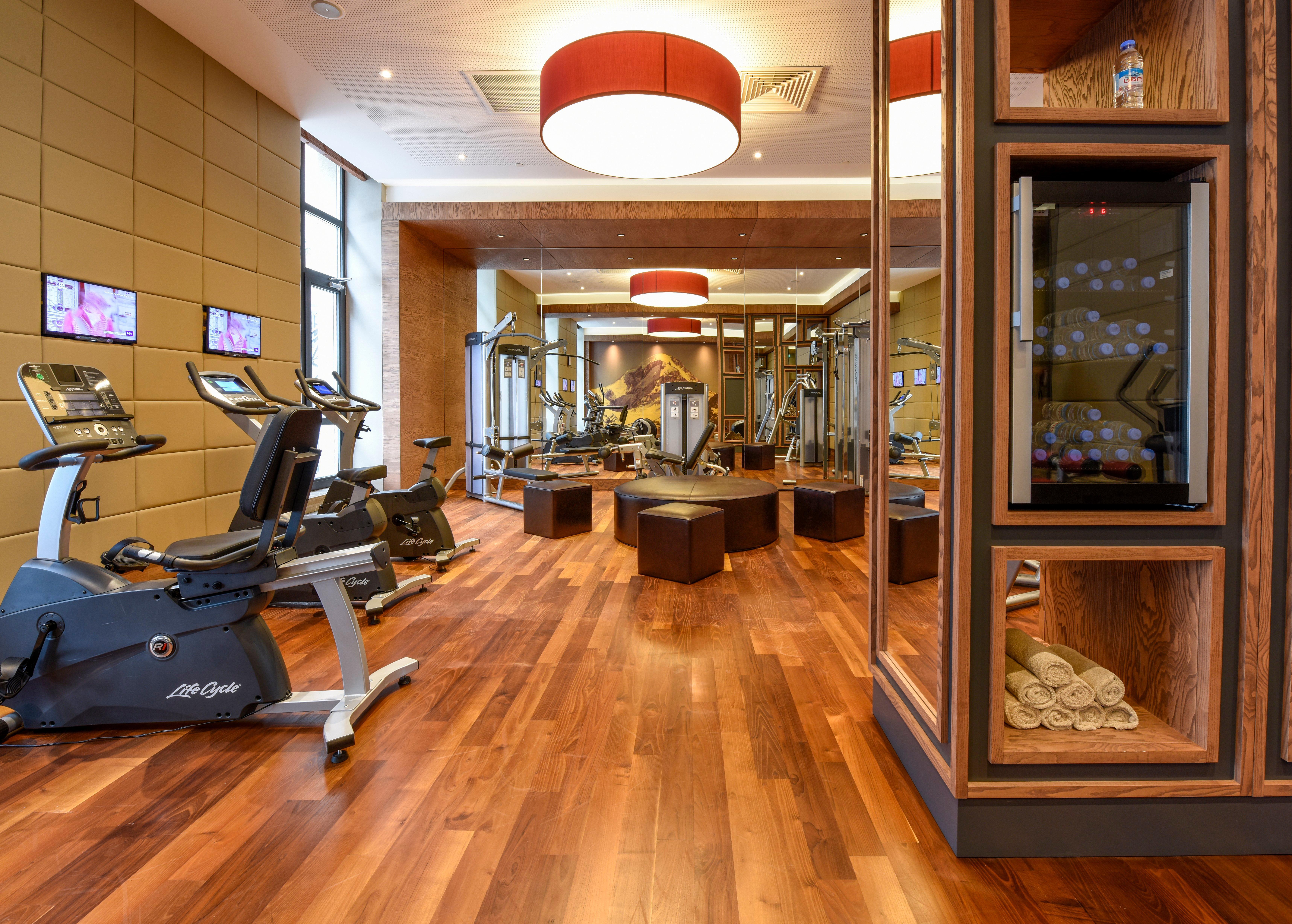 Crowne Plaza - Borjomi By Ihg Exterior foto The gym at the hotel