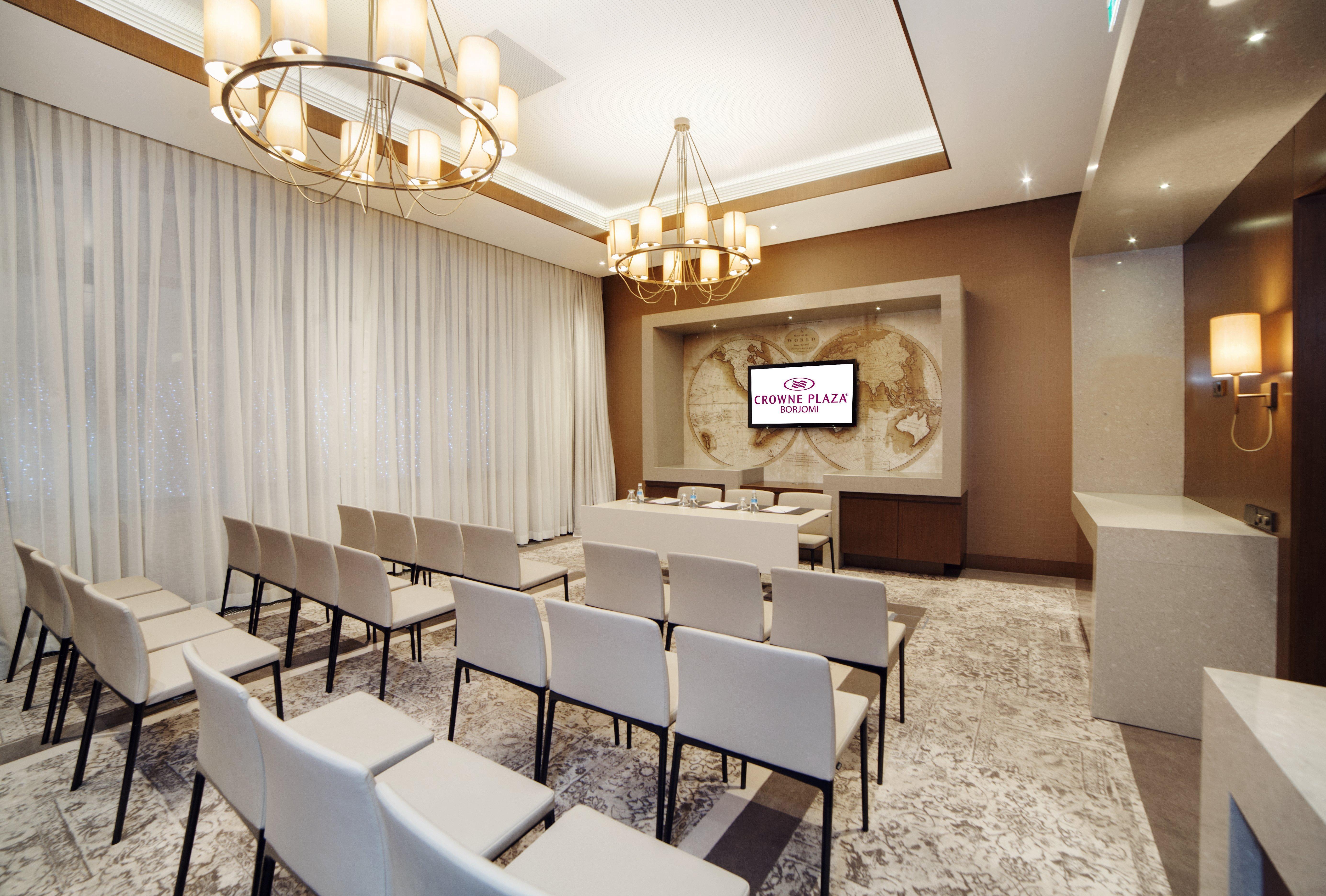 Crowne Plaza - Borjomi By Ihg Exterior foto Meeting room